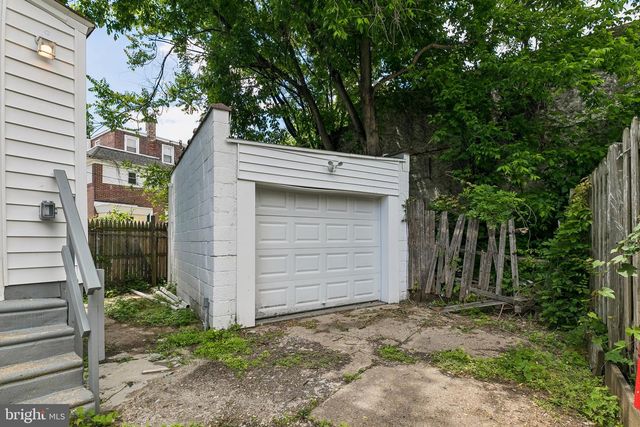 6506 N PARK AVE, Philadelphia, PA 19126
