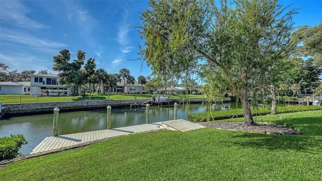 7430 COVE TERRACE, Sarasota, FL 34231