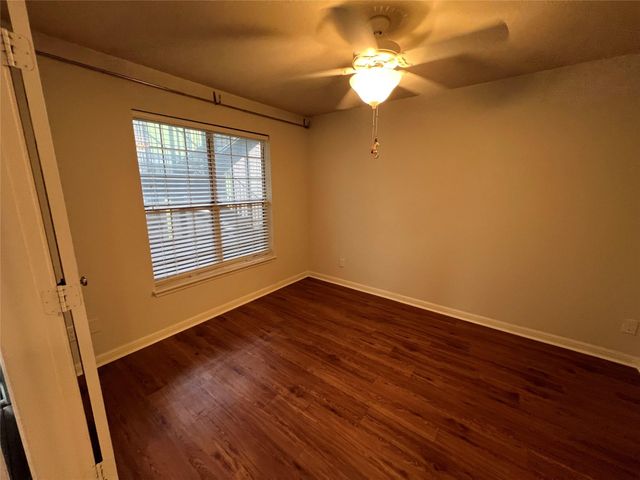 7685 Northcross DR 909, Austin, TX 78757