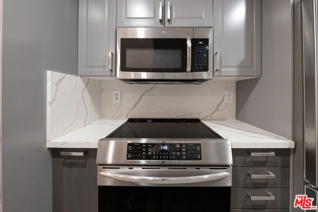 4260 Via Arbolada 116, Los Angeles, CA 90042