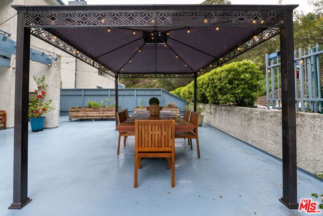 4260 Via Arbolada 116, Los Angeles, CA 90042