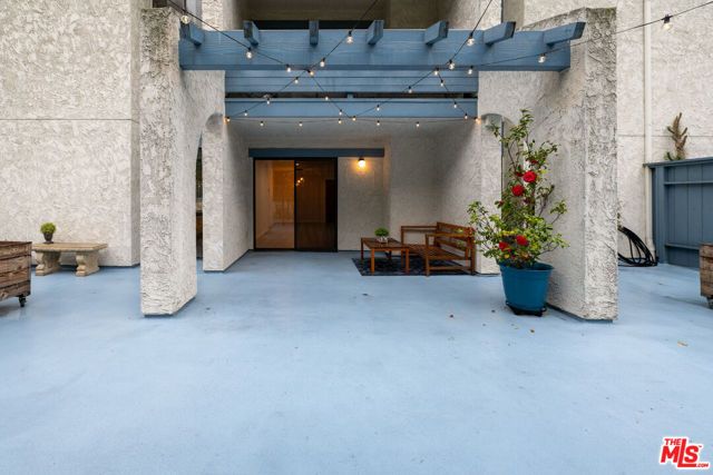 4260 Via Arbolada 116, Los Angeles, CA 90042