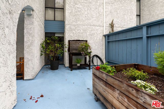 4260 Via Arbolada 116, Los Angeles, CA 90042