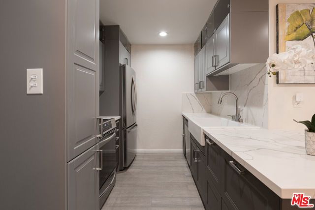 4260 Via Arbolada 116, Los Angeles, CA 90042