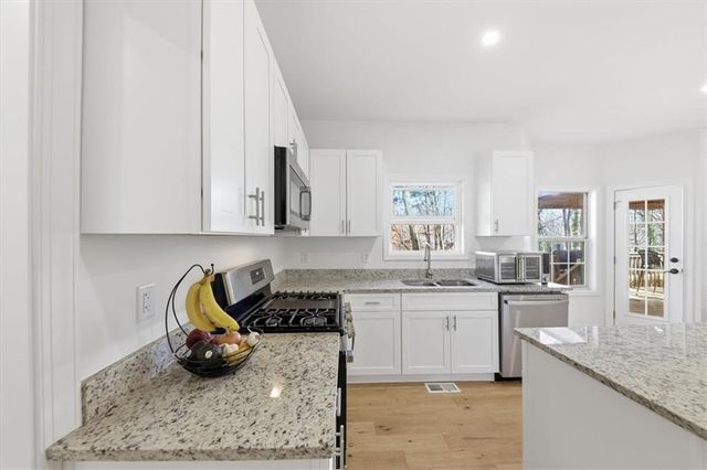 2769 SPRINGFOUNT Trail, Lawrenceville, GA 30043