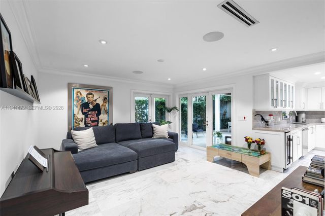 1030 Manati Ave, Coral Gables, FL 33146