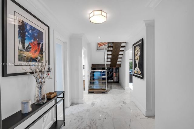 1030 Manati Ave, Coral Gables, FL 33146