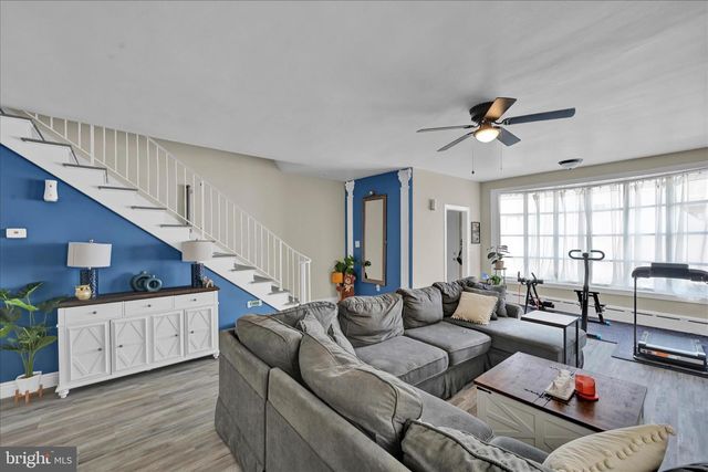 100 W CHERRY ST, Shenandoah, PA 17976