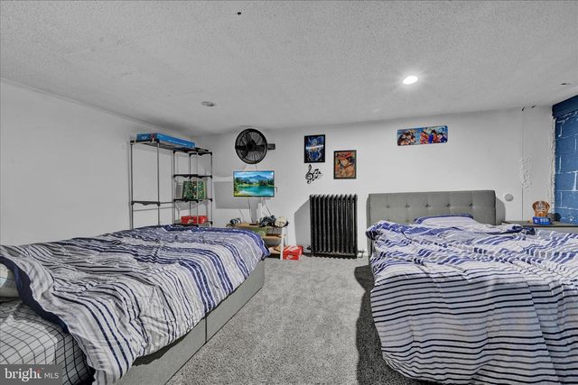 100 W CHERRY ST, Shenandoah, PA 17976