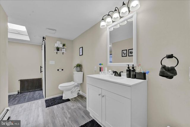 100 W CHERRY ST, Shenandoah, PA 17976