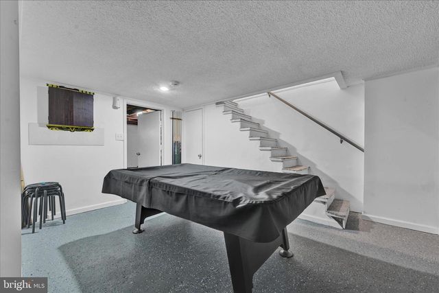 100 W CHERRY ST, Shenandoah, PA 17976