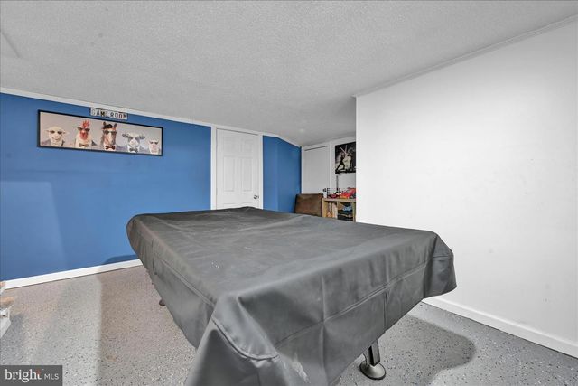 100 W CHERRY ST, Shenandoah, PA 17976