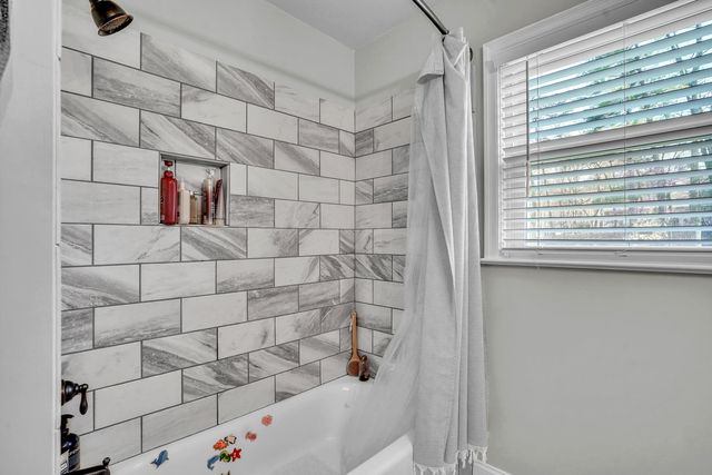 4724 Norwood ST, Roanoke, VA 24018