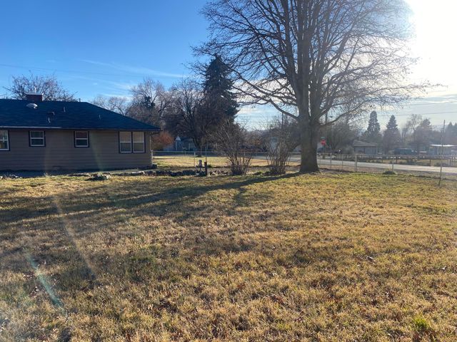 5201 Bryant Avenue, Klamath Falls, OR 97603