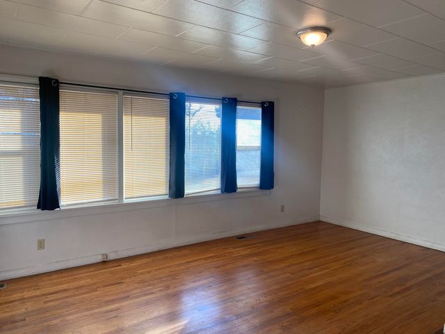 5201 Bryant Avenue, Klamath Falls, OR 97603