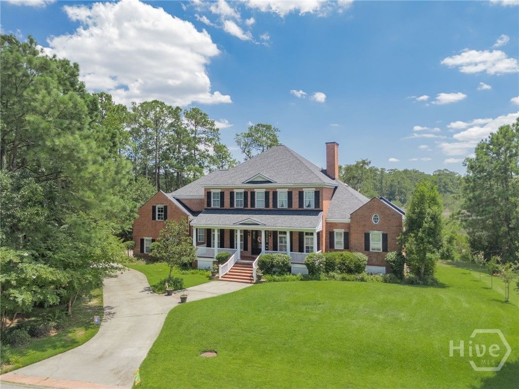 Image 1 of property listing at 1 Cedar View Drive, Savannah, GA 31410