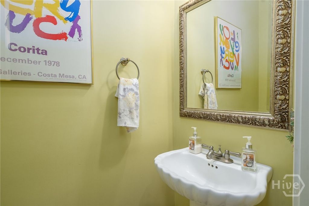 Image 23 of property listing at 1 Cedar View Drive, Savannah, GA 31410