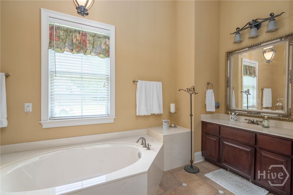 Image 29 of property listing at 1 Cedar View Drive, Savannah, GA 31410