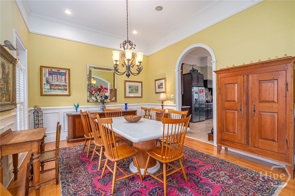 Image 8 of property listing at 1 Cedar View Drive, Savannah, GA 31410
