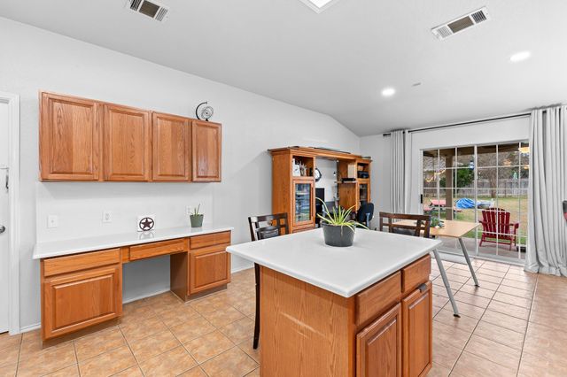 507 Hillsborough CV, Leander, TX 78641