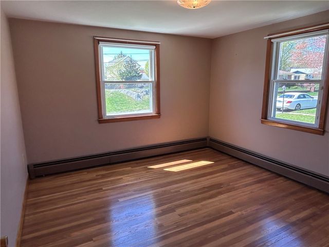 9 Custer Avenue, Johnston, RI 02919