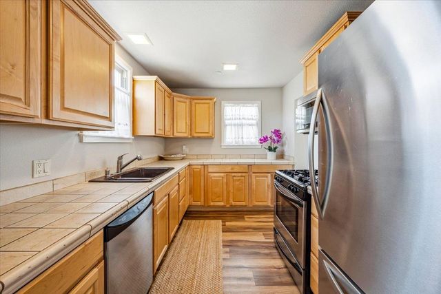 232 Upper Slate Crk, Grass Valley, CA 95945