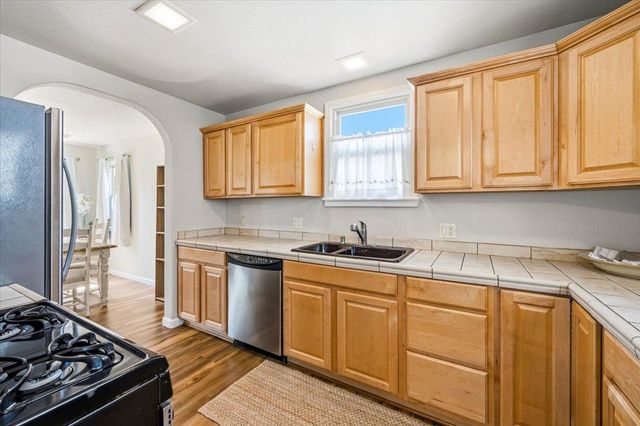 232 Upper Slate Crk, Grass Valley, CA 95945