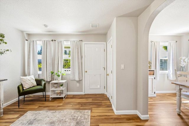 232 Upper Slate Crk, Grass Valley, CA 95945