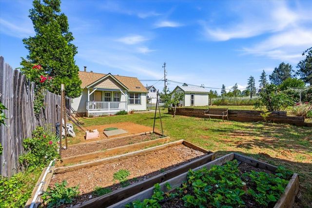 232 Upper Slate Crk, Grass Valley, CA 95945