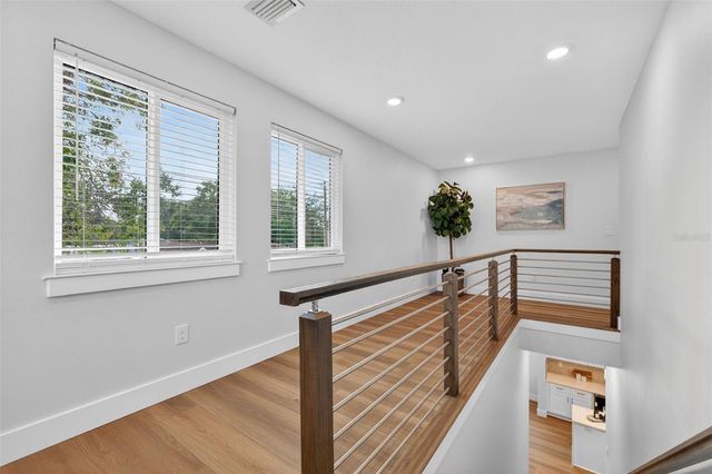 2530 34TH AVENUE N, St Petersburg, FL 33713