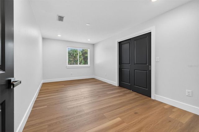 2530 34TH AVENUE N, St Petersburg, FL 33713