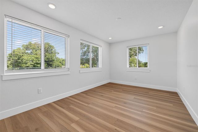 2530 34TH AVENUE N, St Petersburg, FL 33713