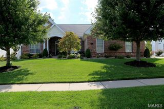 440 Fort Saratoga, St Charles, MO 63303
