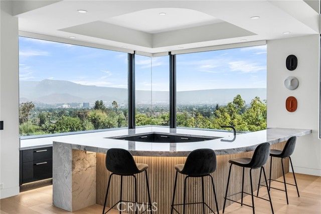 2130 Old Quarry Road, Riverside, CA 92506