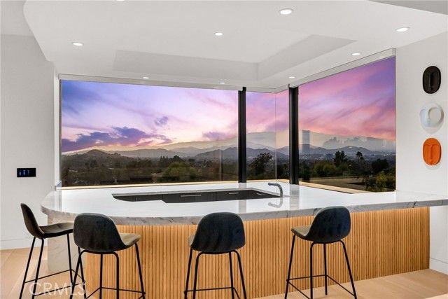 2130 Old Quarry Road, Riverside, CA 92506