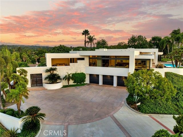 2130 Old Quarry Road, Riverside, CA 92506