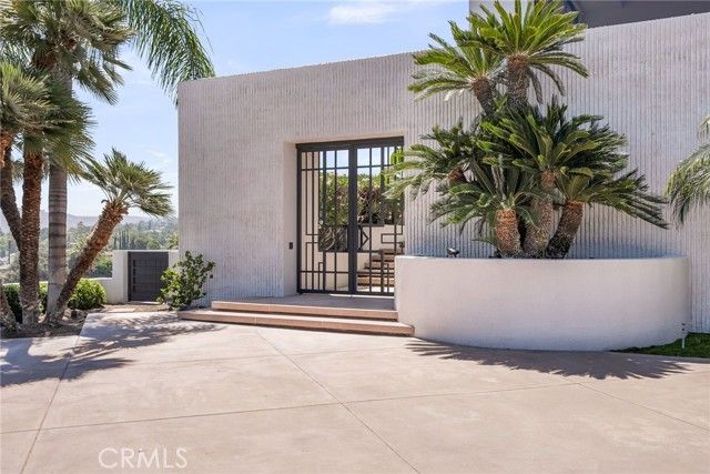 2130 Old Quarry Road, Riverside, CA 92506