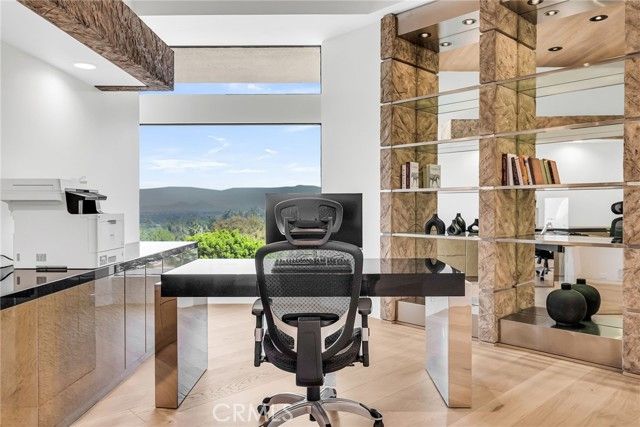 2130 Old Quarry Road, Riverside, CA 92506