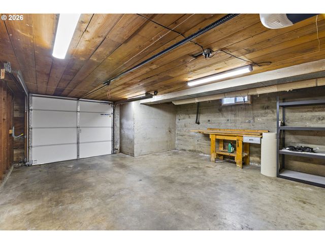 1524 Se 24TH Ave, Portland, OR 97214