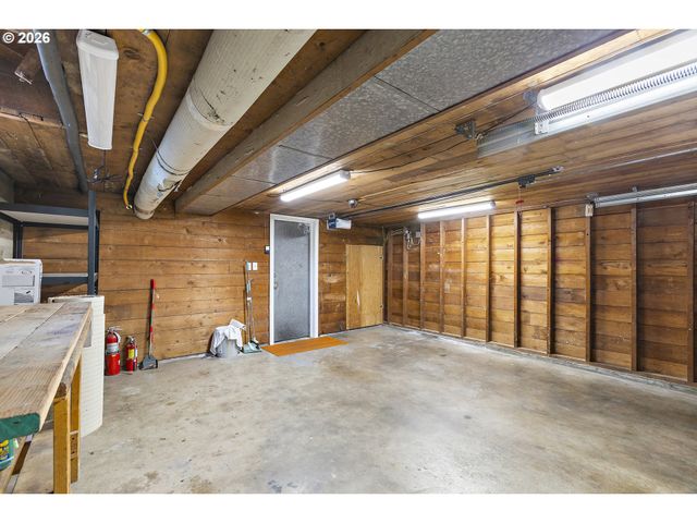 1524 Se 24TH Ave, Portland, OR 97214