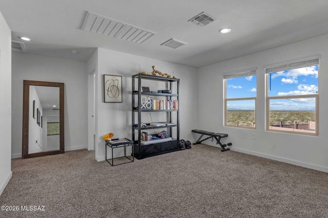 11192 S Weismann Drive, Vail, AZ 85641