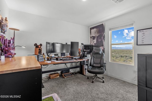 11192 S Weismann Drive, Vail, AZ 85641