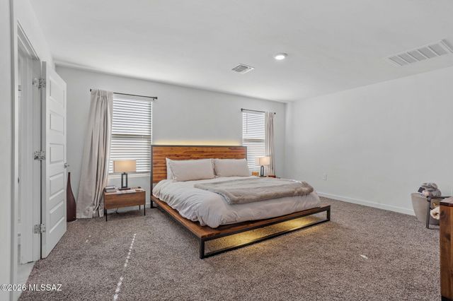 11192 S Weismann Drive, Vail, AZ 85641