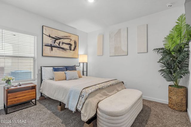 11192 S Weismann Drive, Vail, AZ 85641