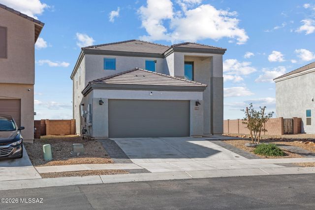 11192 S Weismann Drive, Vail, AZ 85641