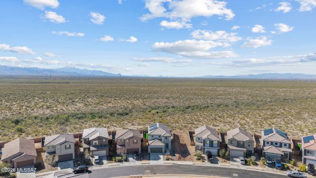 11192 S Weismann Drive, Vail, AZ 85641