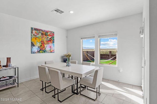 11192 S Weismann Drive, Vail, AZ 85641