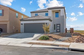 11192 S Weismann Drive, Vail, AZ 85641