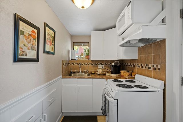 100 Lower Bay Road, Sanbornton, NH 03269