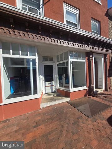 10 S MAIN ST, Smyrna, DE 19977